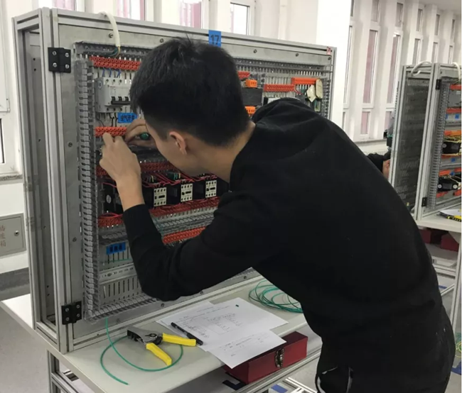 QQ图片20171225083209.png QQ图片20171225083209.png