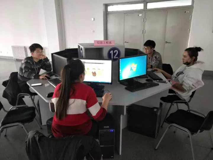 QQ图片20171124103352.png