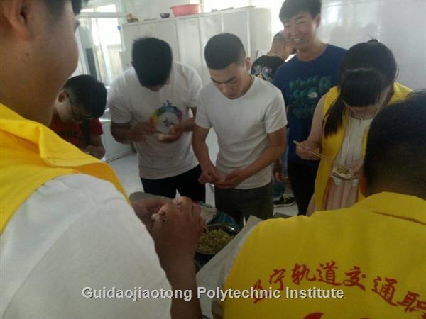 QQ图片20170604193638.jpg